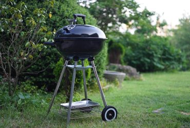 Exploring Outdoor Cooking: Blackstone Griddle vs. Weber Gas Grill
