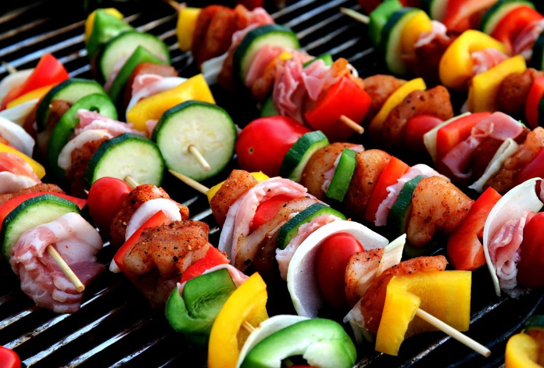 Weber Smokey Mountain vs. Oklahoma Joe Highland: Discover the Best Smoker for Your BBQ Needs
