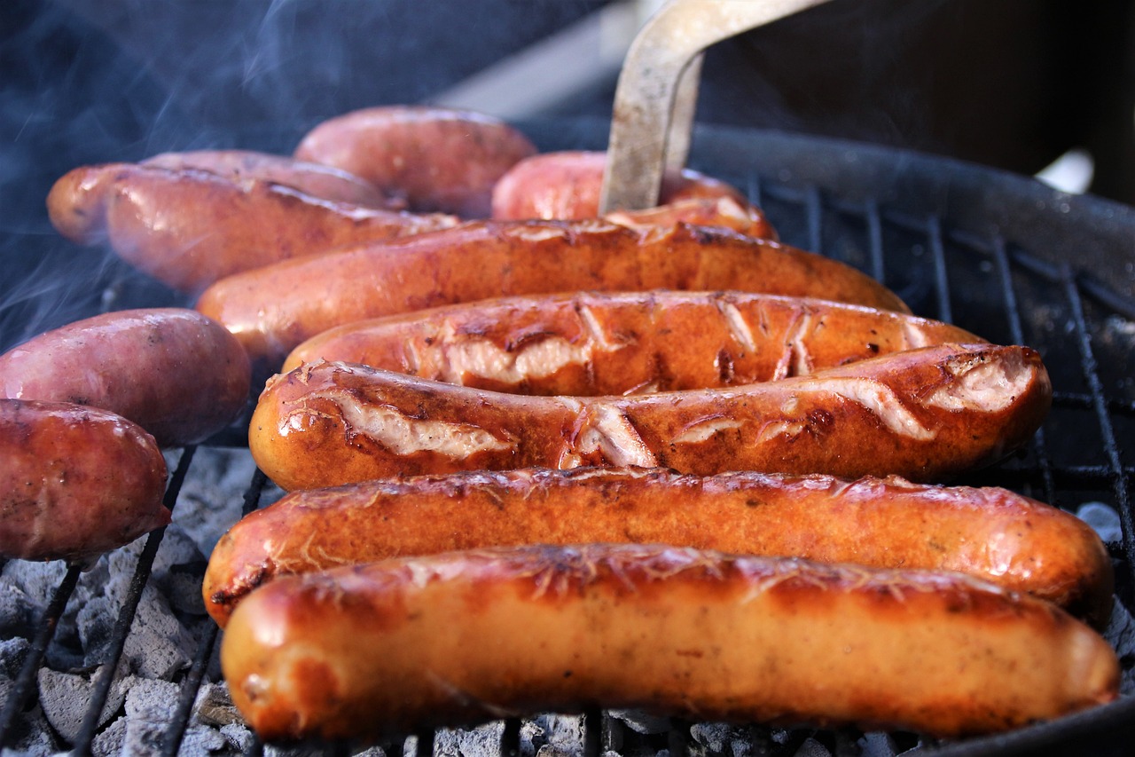Master Your Grill: Essential Safety Tips for Backyard Cooking Enthusiasts