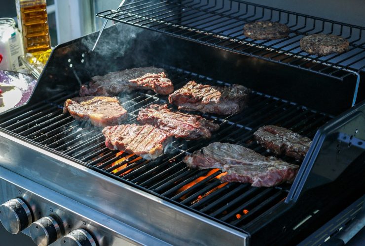 Top Picks: Best Charcoal Grills for Beginners