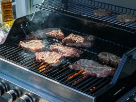 Mastering Backyard BBQ: Discover the Best Charcoal Grills for Your Outdoor Cooking Needs