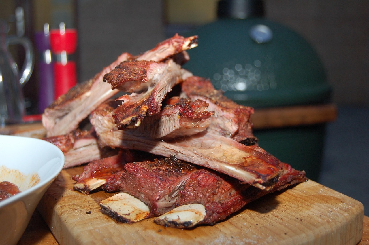 Explore the Great Outdoors: Best Charcoal Grills for Camping